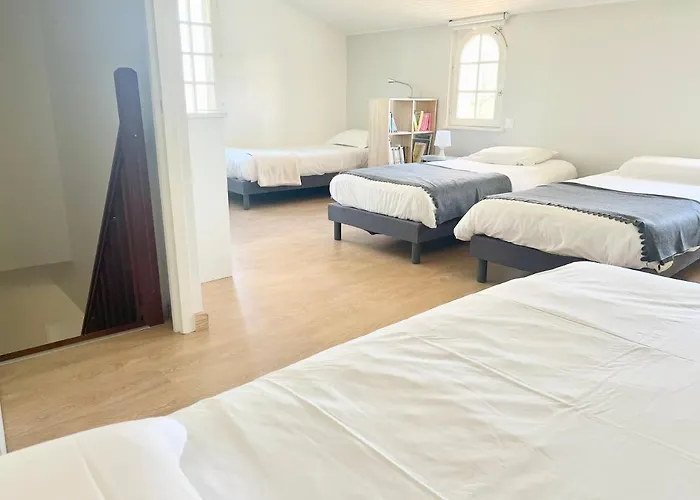 Le Du Petit Plessis *